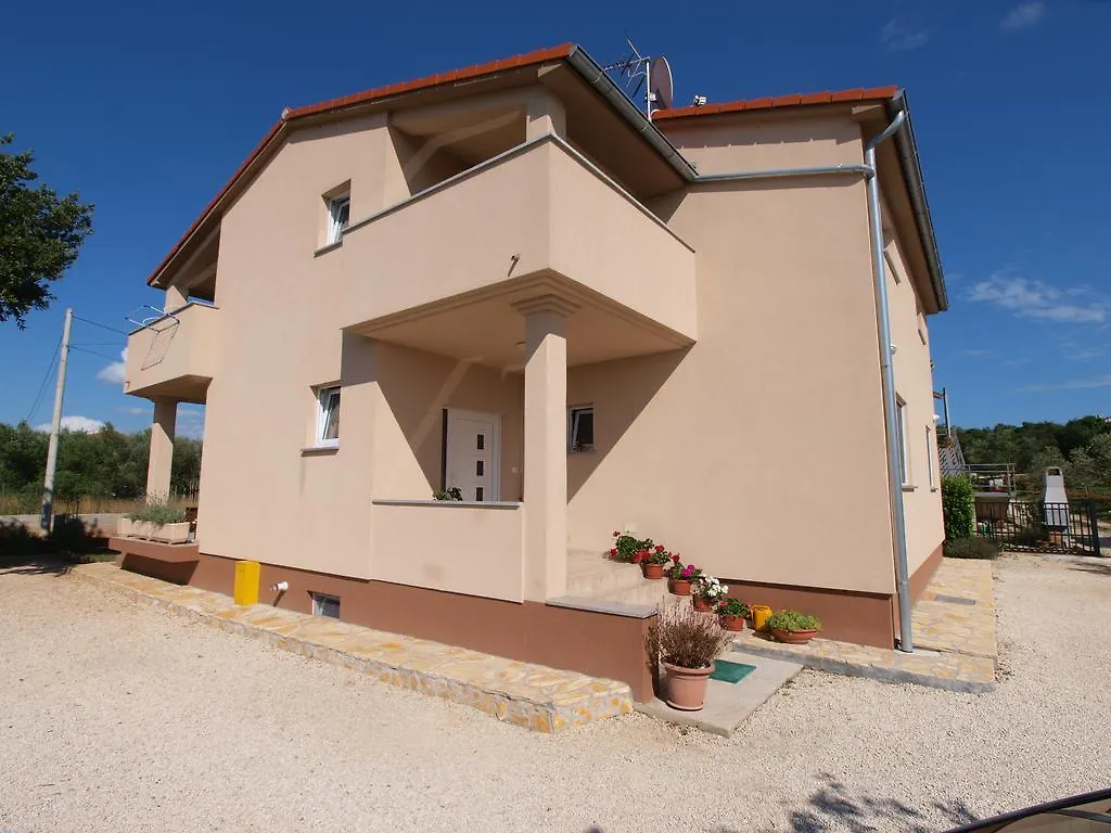 Apartments Jere 719 Pula Croacia